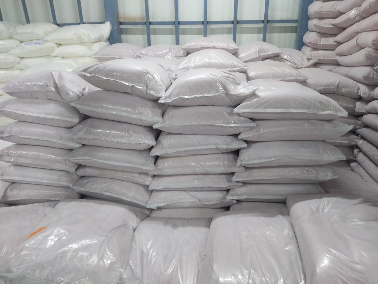 Export-ready packed powder cartons