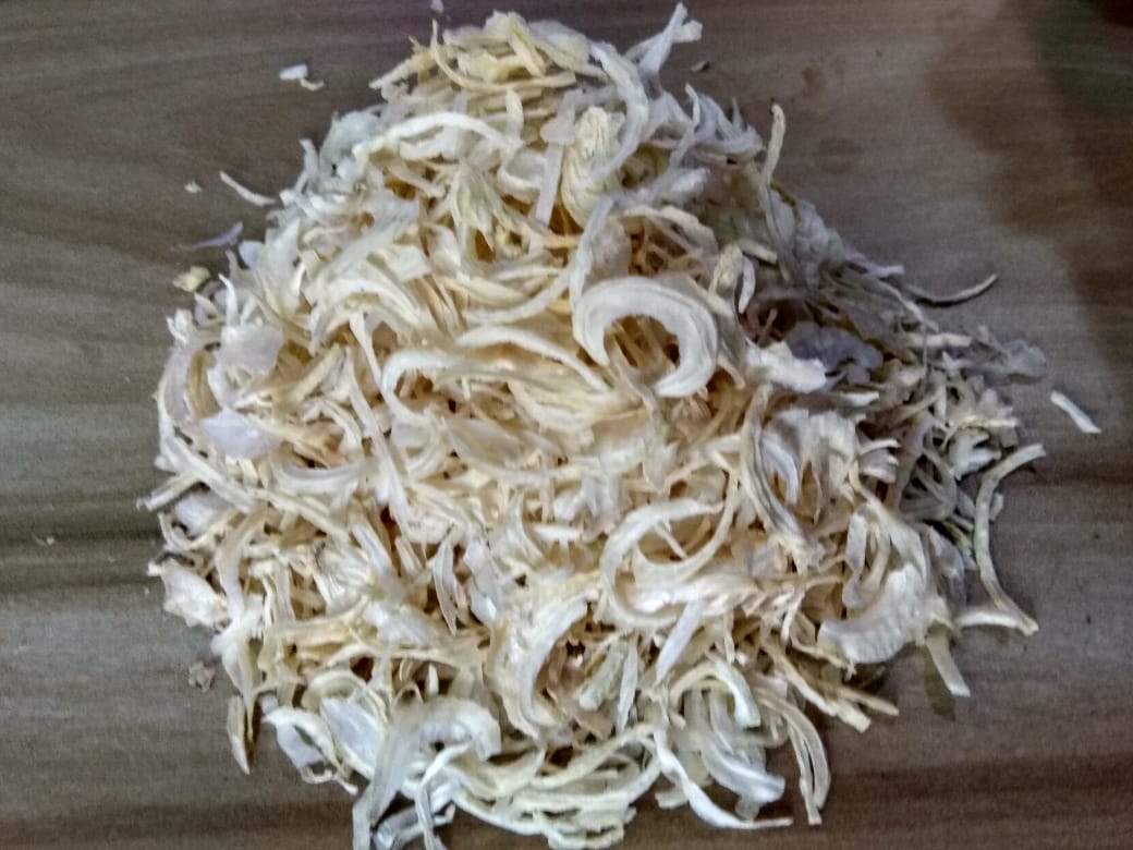 Fine tomato powder prepared for packaging